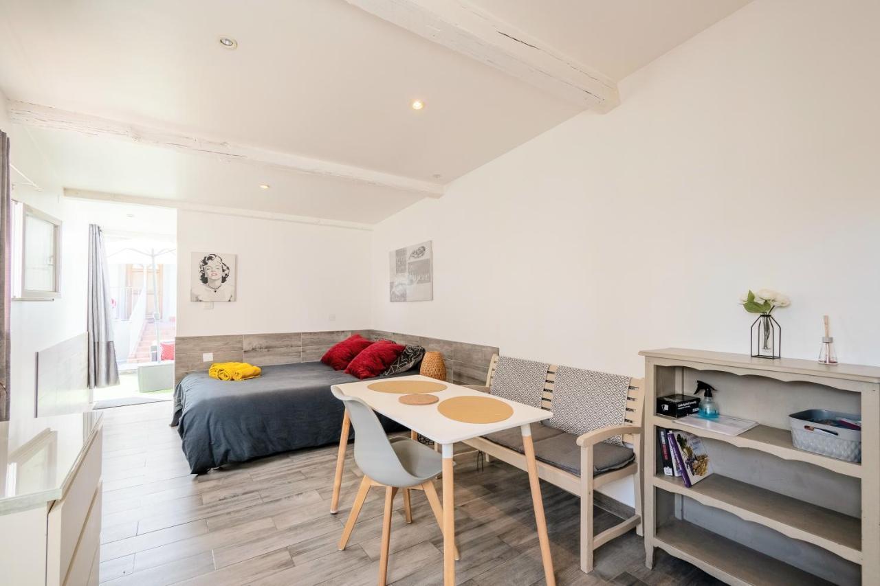 Villa 3 Logements Entiers Avec Piscine Et Jaccuzi Et Parking Ferienhaus *